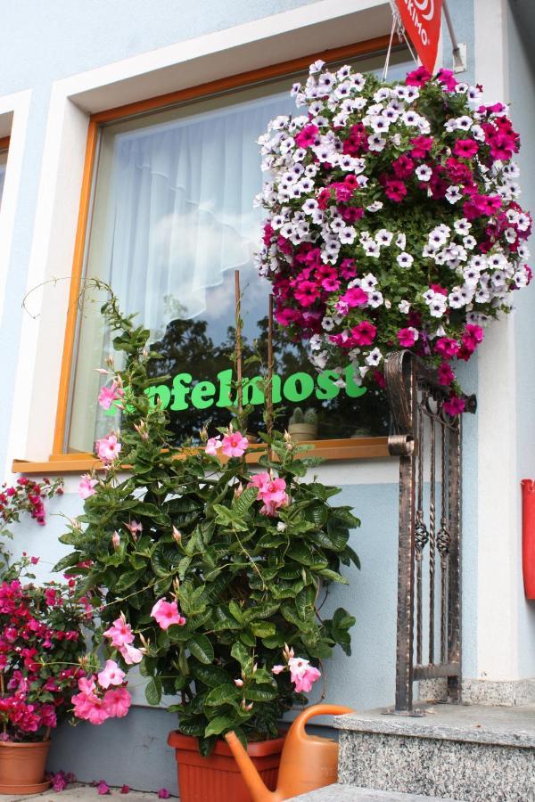 Gasthof Koller Mariasdorf エクステリア 写真